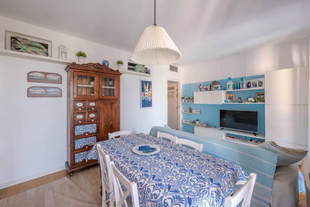 Seaview Cavi B. 100Mt Dal Mare Lägenhet Lavagna Exteriör bild